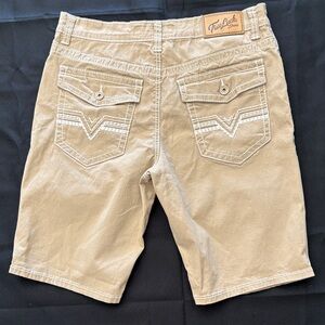 Men’s Tan Cargo Shorts with Button-Flap Back Pockets